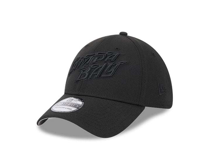 Rays New Era City Connect Black on Black Flames 39Thirty Flex Fit Hat