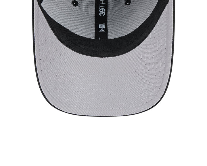 Rays New Era City Connect Black on Black Flames 39Thirty Flex Fit Hat